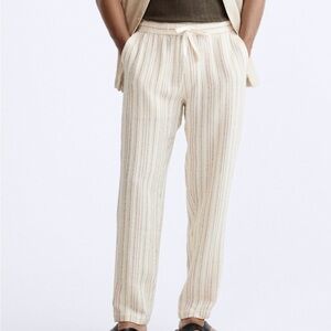 Zara TEXTURED JOGGER WAIST PANTS